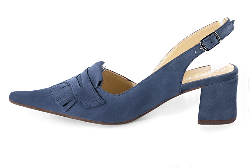 French elegance and refinement for these denim blue dress slingback shoes, 
                available in many subtle leather and colour combinations. Fans of originality will appreciate the fringes and the "Offbeat Rock" side.
To be personalized or not, with your materials and colors.  
                Matching clutches for parties, ceremonies and weddings.   
                You can customize these shoes to perfectly match your tastes or needs, and have a unique model.  
                Choice of leathers, colours, knots and heels. 
                Wide range of materials and shades carefully chosen.  
                Rich collection of flat, low, mid and high heels.  
                Small and large shoe sizes - Florence KOOIJMAN